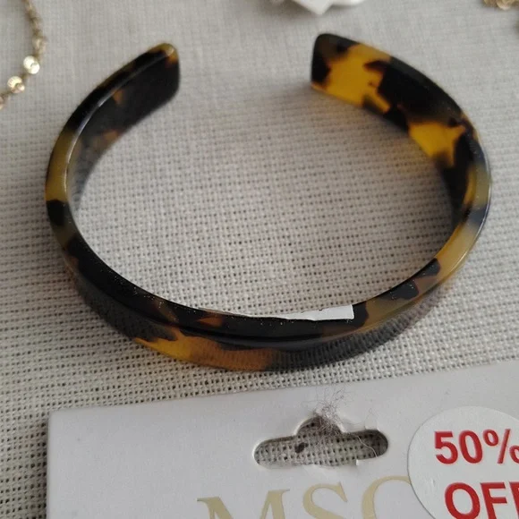 Earrings, Necklace, Bracelet Set By Mainstreet Collection NWT Animal Print Round - Picture 3 of 8